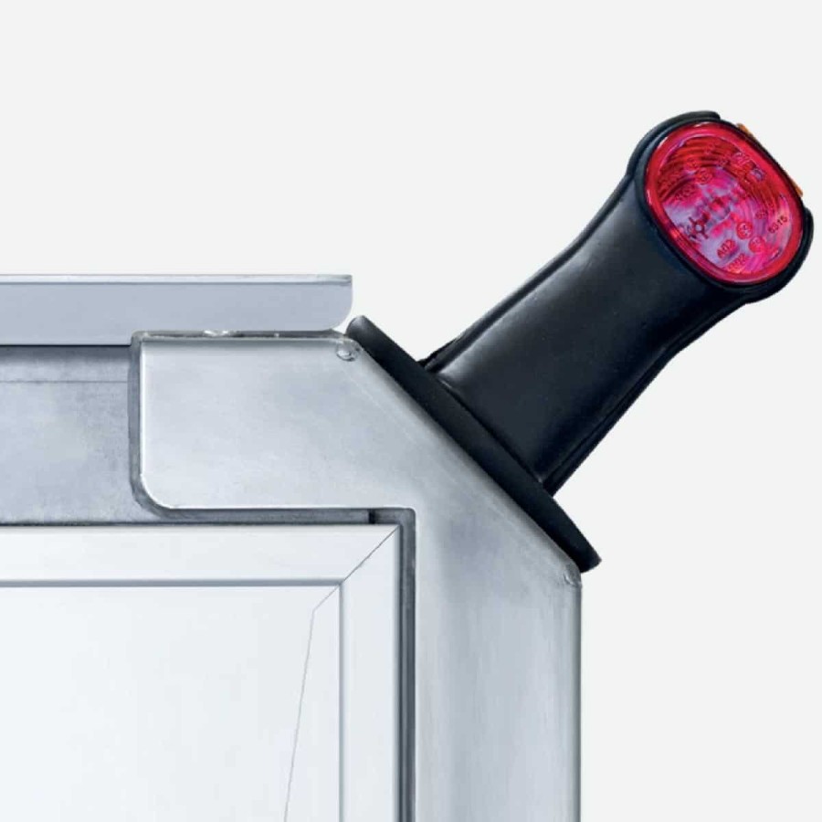 STEMA-S-Box-Thermo-Sandwich-Aufbau-mit-GFK-Oberschicht-100kmh-7