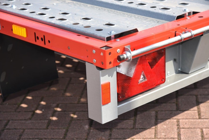 STEMA-Motorradtransporter-SHM-O2-15-30-18.1-MT-rot-14