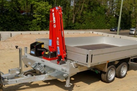 CRAFTMAX-MAXILIFT-PKW-Anhaenger-Deichelaufsatz-Kran-1