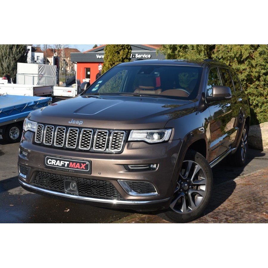 JEEP-Grand-Cherokee-Summit-2