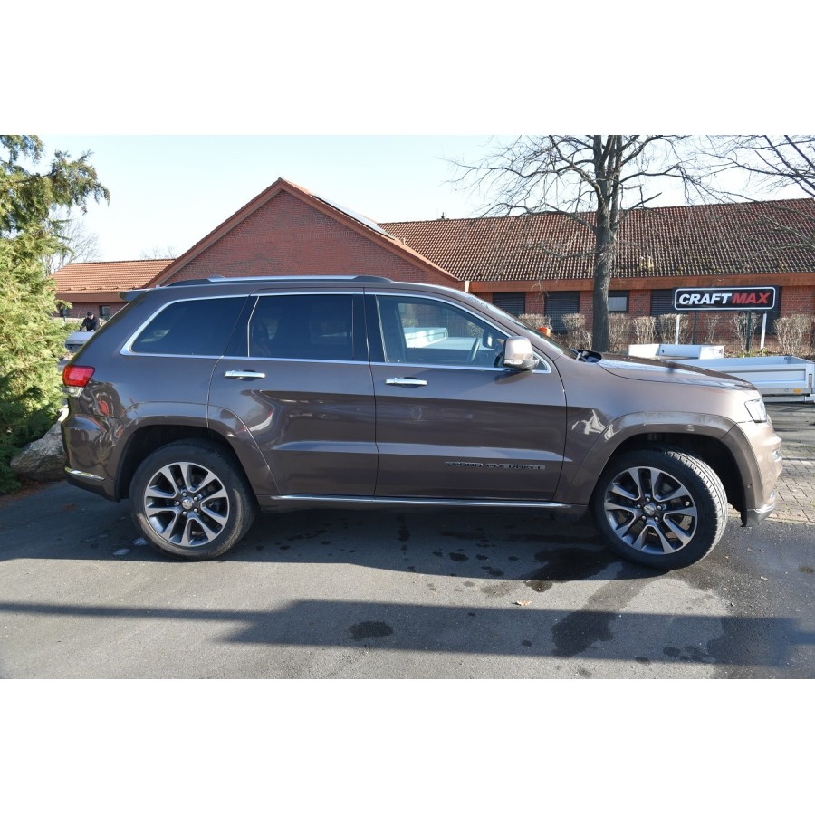 JEEP-Grand-Cherokee-Summit-5