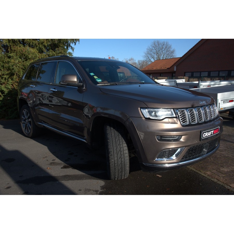 JEEP-Grand-Cherokee-Summit-7