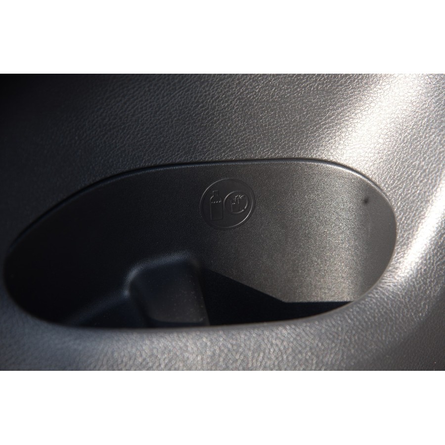 JEEP-Grand-Cherokee-Summit-15