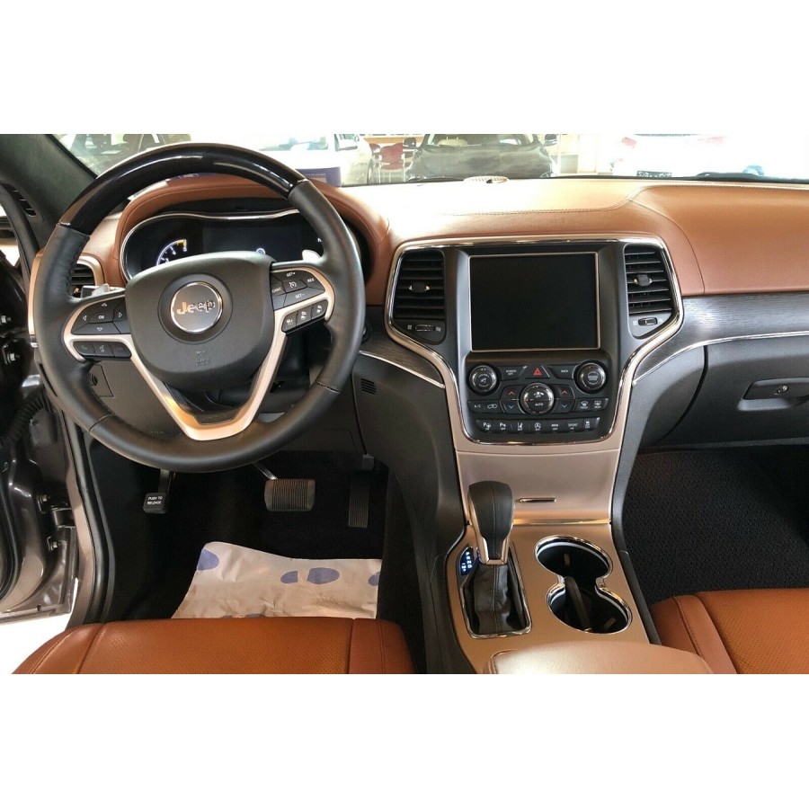 JEEP-Grand-Cherokee-Summit-19