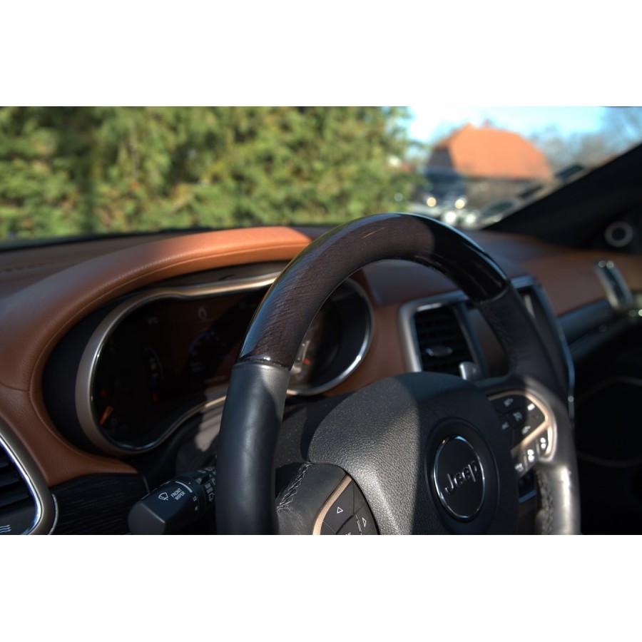 JEEP-Grand-Cherokee-Summit-20