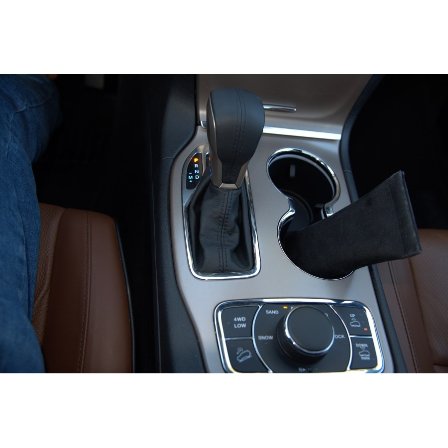 JEEP-Grand-Cherokee-Summit-27