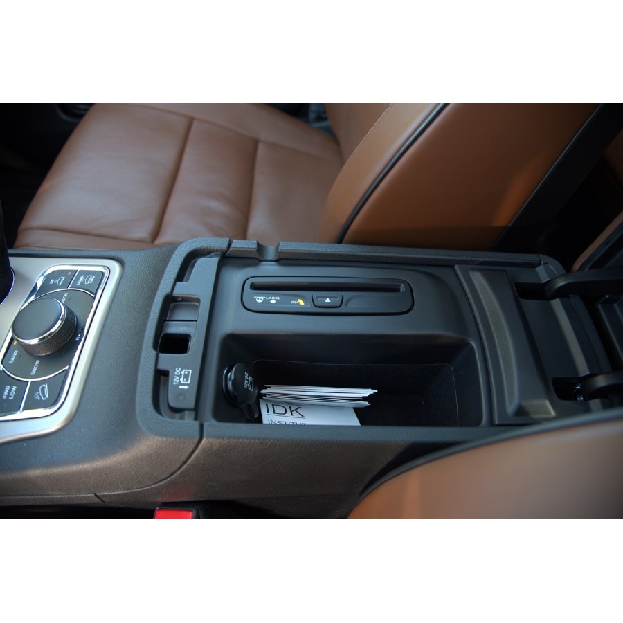 JEEP-Grand-Cherokee-Summit-30