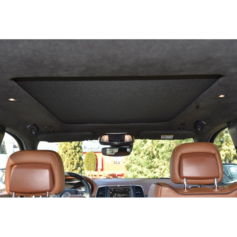JEEP-Grand-Cherokee-Summit-40
