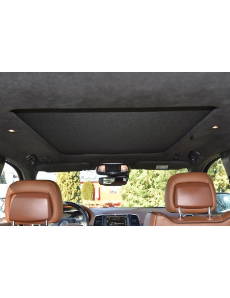 JEEP-Grand-Cherokee-Summit-40