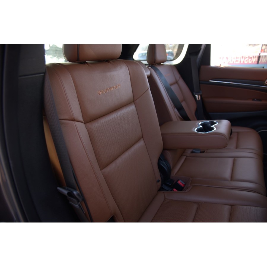 JEEP-Grand-Cherokee-Summit-50