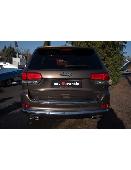 JEEP-Grand-Cherokee-Summit-58