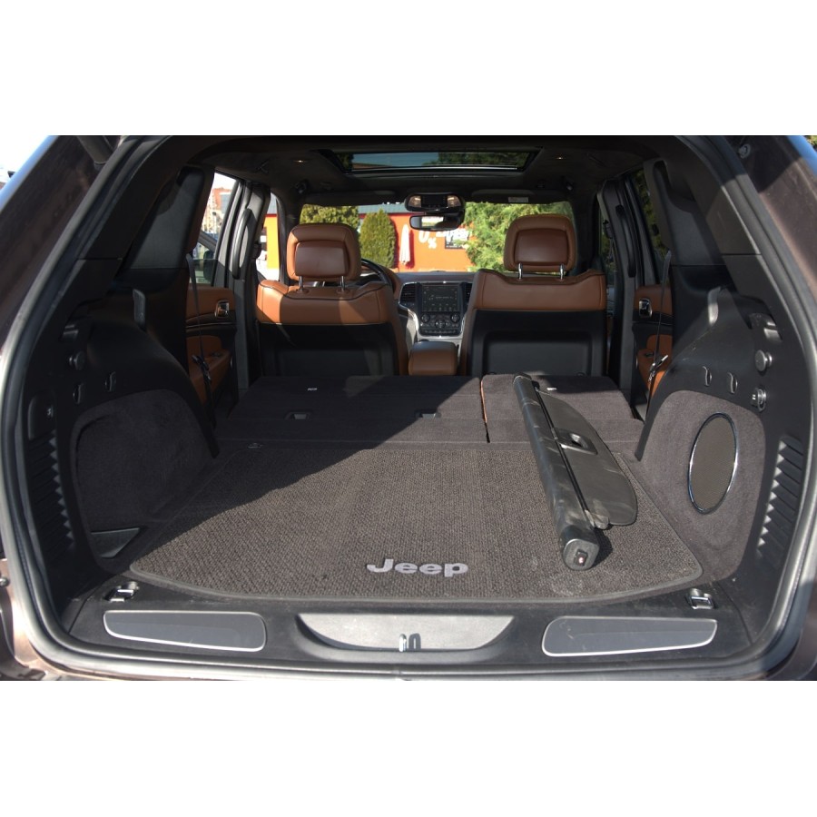 JEEP-Grand-Cherokee-Summit-61