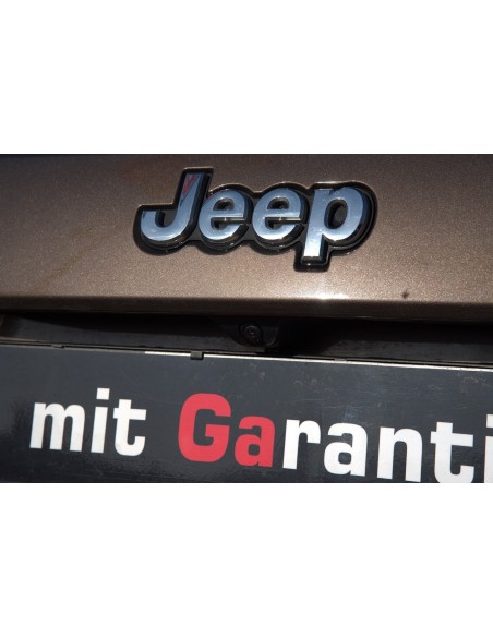 JEEP-Grand-Cherokee-Summit-71