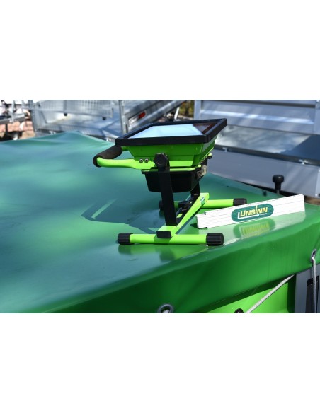 UNSINN-Arbeitsscheinwerfer-Akku-30W-2700lm-gruen-6