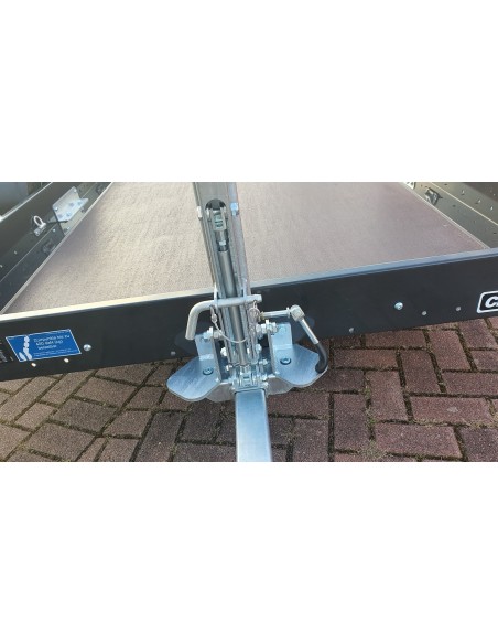 CRAFTMAX-CROSS-blackedition-Motorradtransporter-750-Kg-Absenk-Kippanhaenger-mechanisch-5