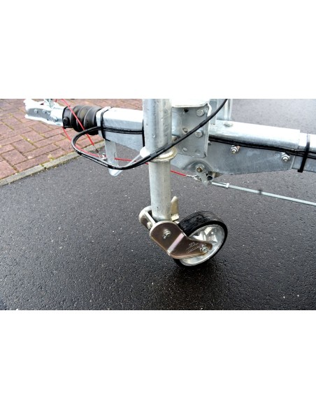 CRAFTMAX-PKW-Anhaenger-PLYWOOD-CMLK-1330-14-1570-1-Achser-Tieflader-gebremst-6
