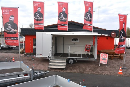 Promotion-Messe-Verkaufsanhaenger-Sonderbau-nach-Kundenwunsch 2
