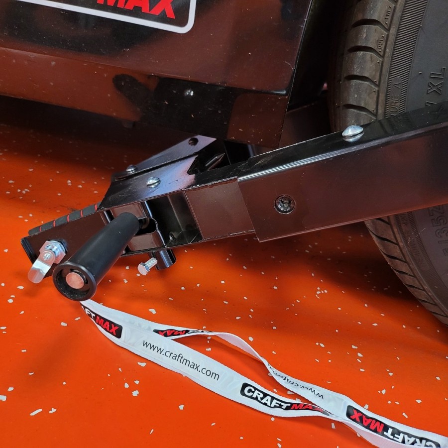 CRAFTMAX-mechanische-Wegfahrsperre-Parkkralle-Radkralle-fuer-Sportwagen-2