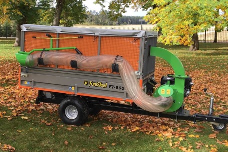 CRAFTMAX-Laubsauger-ForeSTeel-FT-1000-EP500-13PS11KW-Laubsauger-auf-Heckkipper-136to-1 2