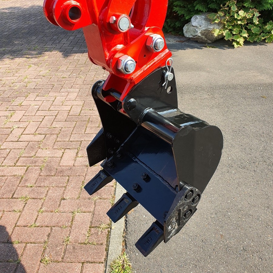 CRAFTMAX-Mini-Bagger-850hydraulic-1300-kg-Ausbrechkraft-560-kg-Reisskraft-20