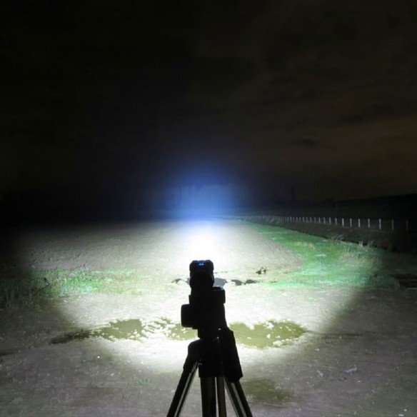 NITECORE_TM28TinyMonster_Suchscheinwerfer_Strobo_6.000Lumen_600m_Galerie10