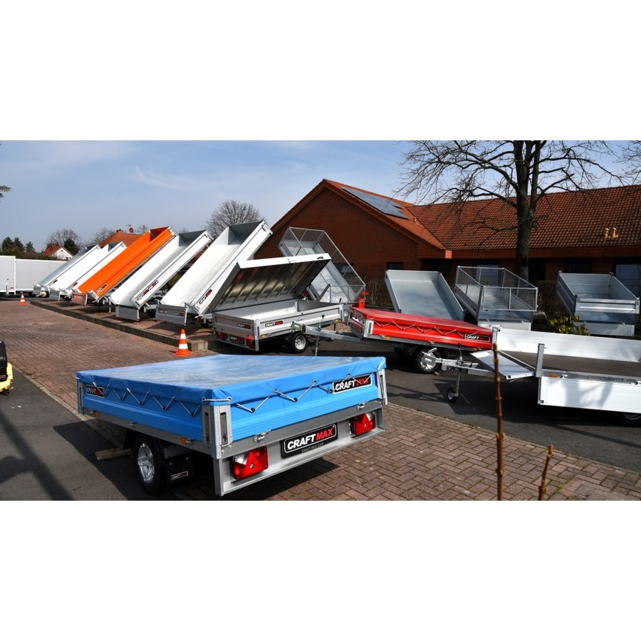 Anhaenger-Messezentrum-Berlin-Brandenburg-in-Koenigs-Wusterhausen-Pritschenhochlader