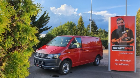 VW-Transporter-T6-Kasten-Fluegeltueren-rot-1