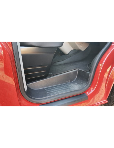 VW-T6-Kasten-150PS-rot-6