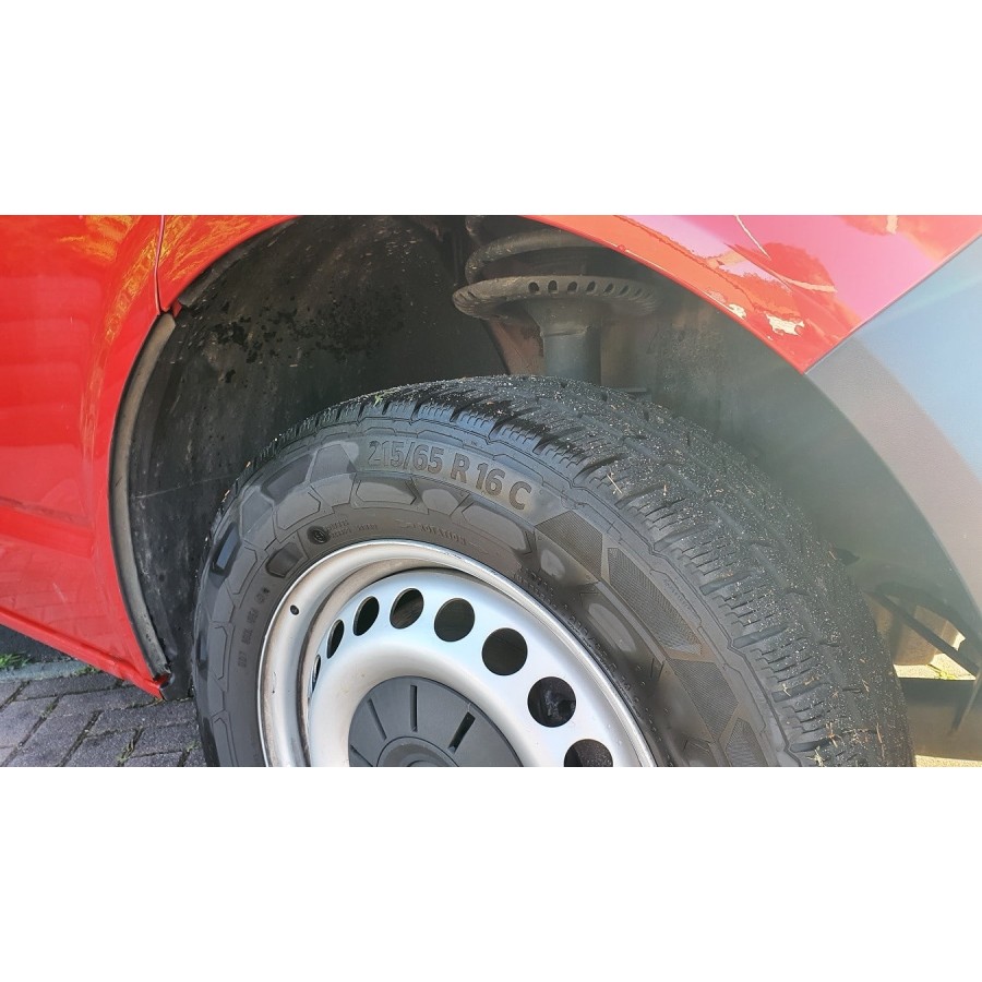 VW-T6-Kasten-150PS-rot-9