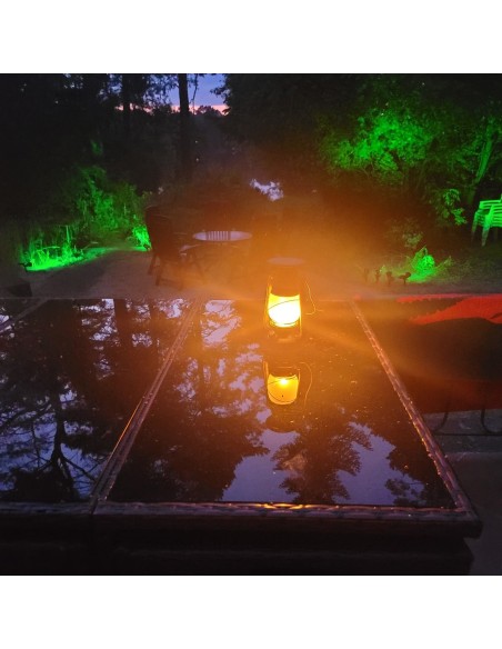 Solar-LED-Oellampe-flackerndes-Feuer