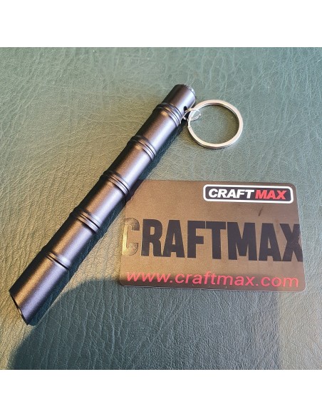 CRAFTMAX-light-defender-Kubotan-scharfe-Spitze-LED-Taschenlampe-1