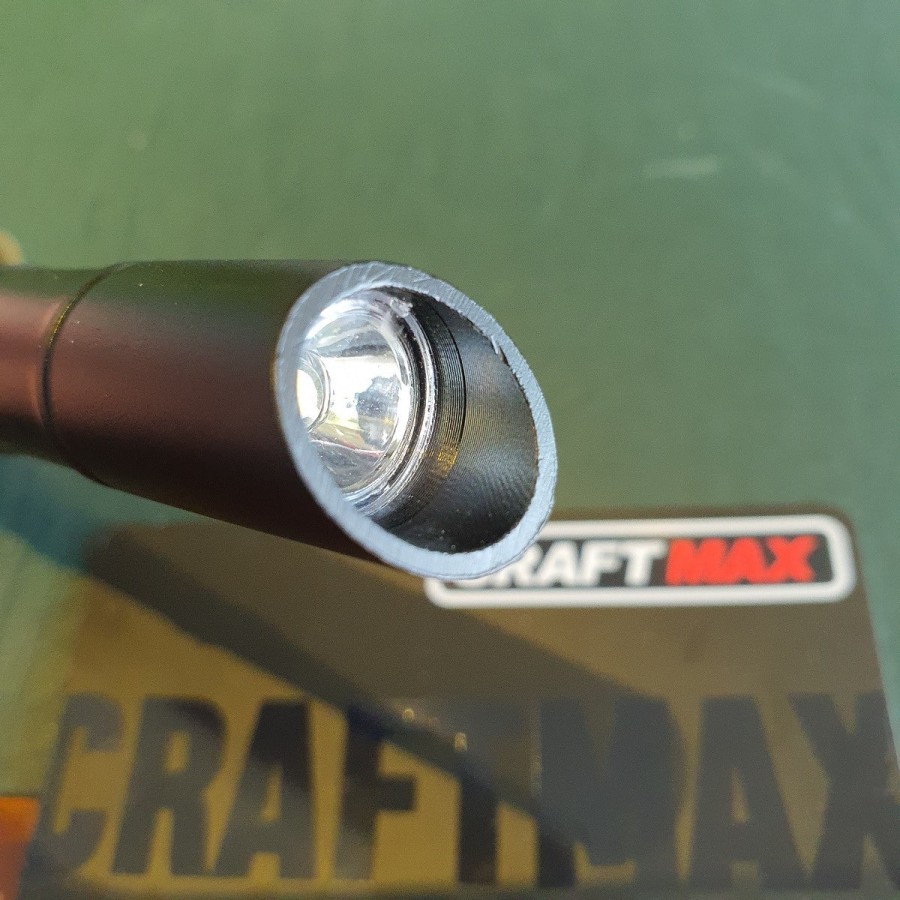 CRAFTMAX-light-defender-Kubotan-scharfe-Spitze-LED-Taschenlampe-5