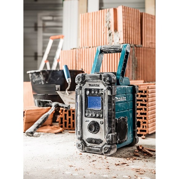 Makita-DMR107-Akku-Baustellenradio-5