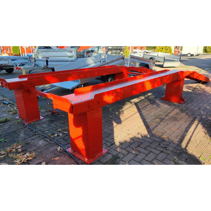 Automobil-Praesentationsrampen-3.5t.-Stahl-verzinkt-Pulverbeschichtet-3