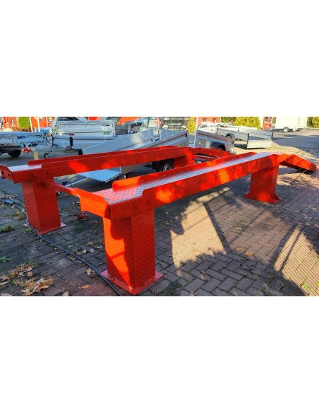 Automobil-Praesentationsrampen-3.5t.-Stahl-verzinkt-Pulverbeschichtet-3