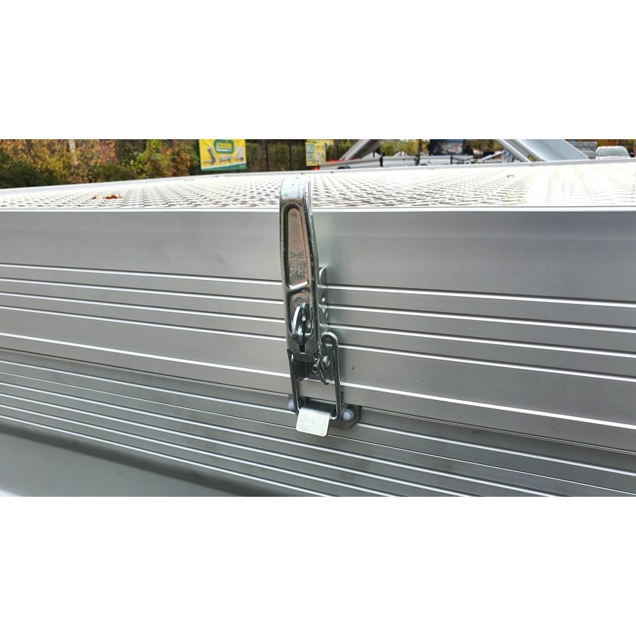 CRAFTMAX-stabiler-ALU-Deckel-fuer-PKW-Anhaenger-6