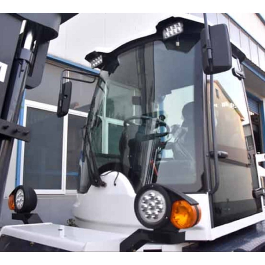 CRAFTMAX-roughTerrainForkLift-CMR3OY-Gabelstapler-fuer-schweres-Gelaende-Hubkraft-3to.-Hubhoehe-3m-40KW-Diesel-1