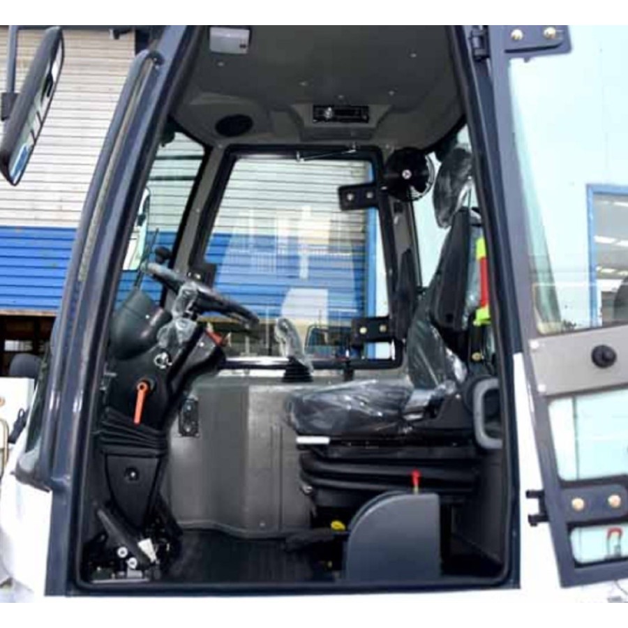 CRAFTMAX-roughTerrainForkLift-CMR3OY-Gabelstapler-fuer-schweres-Gelaende-Hubkraft-3to.-Hubhoehe-3m-40KW-Diesel-2