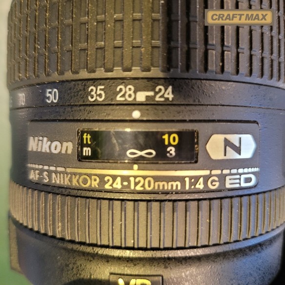 OBJEKTIV-AF-S-NIKKOR-24-120mm-VR