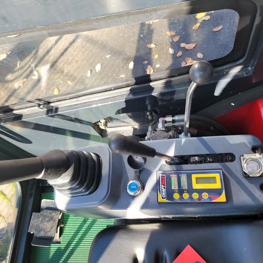 CRAFTMAX-Kettenbagger-1.8t-18.4KW25PS-Diesel-Glas-Fahrerkabine-Joystick-schwenkbarer-Baggerarm-12