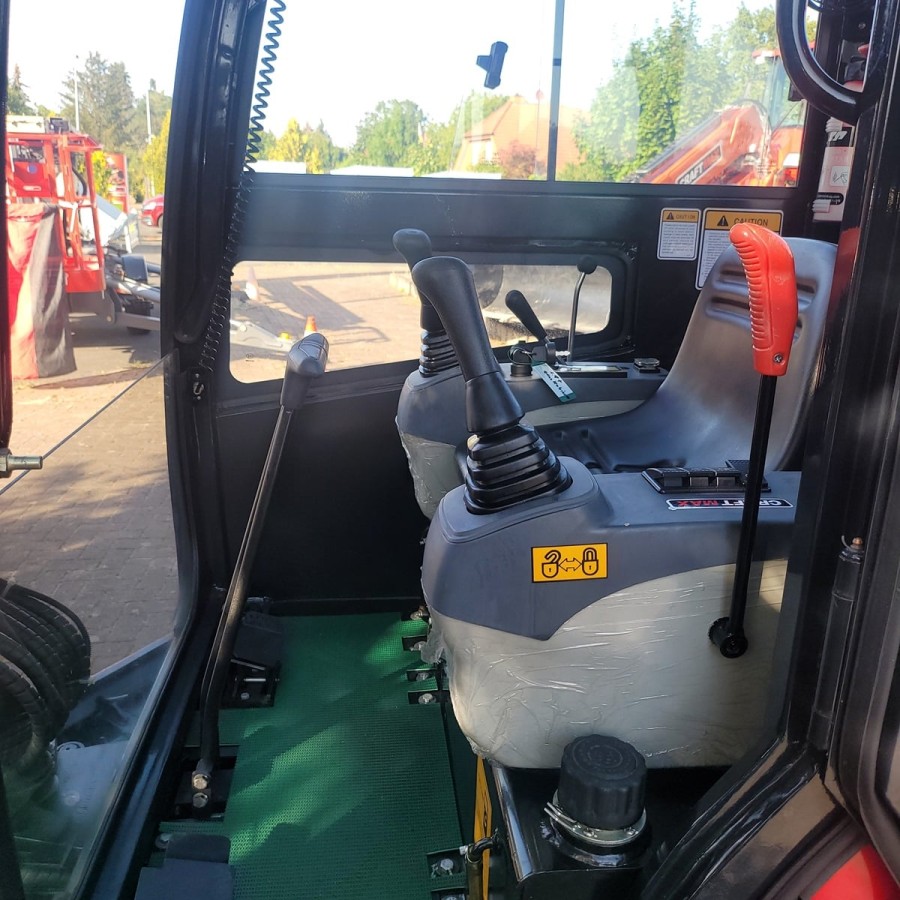 CRAFTMAX-Kettenbagger-1.8t-18.4KW25PS-Diesel-Glas-Fahrerkabine-Joystick-schwenkbarer-Baggerarm-3