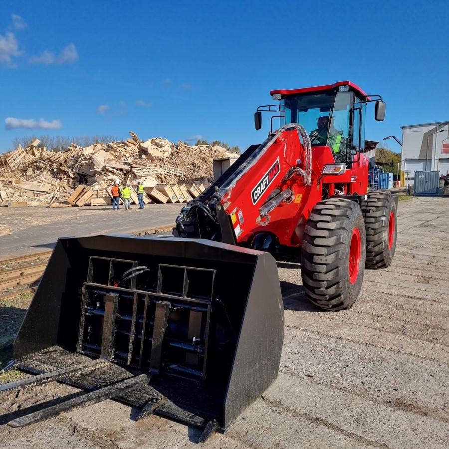 CRAFTMAX-TWL400CE-4×4-Radlader-Teleskoparm-4t-Hubkraft-10t-Eigengewicht-20m³-Schaufelkapazitaet-19