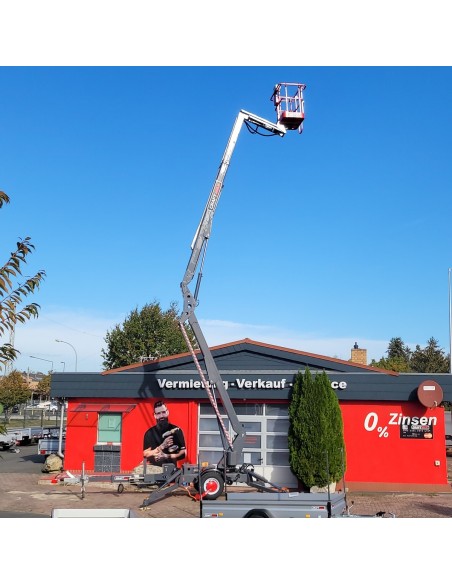 CRAFTMAX-16m-mobile-Anhaenger-Arbeitsbuehne-3