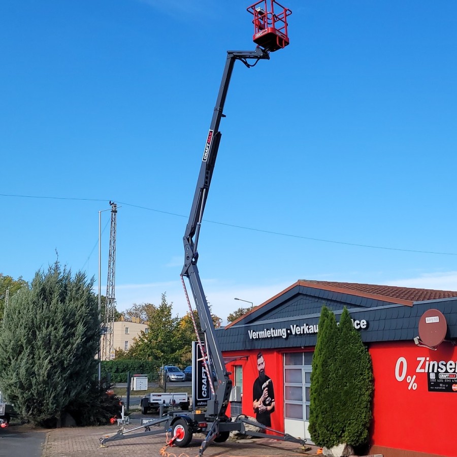 CRAFTMAX-16m-mobile-Anhaenger-Arbeitsbuehne-4