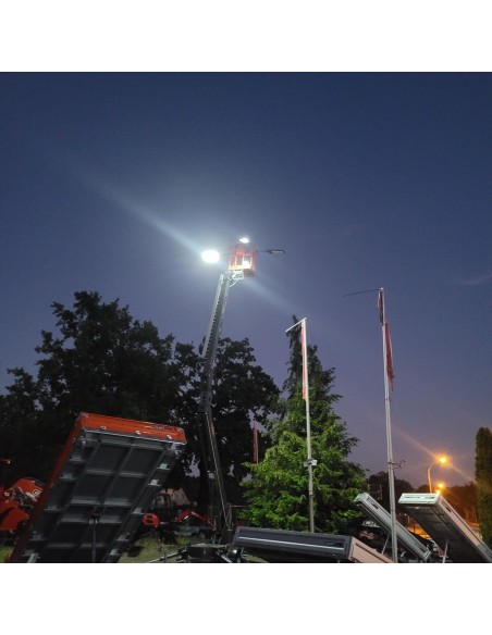 CRAFTMAX-Solar-Strassenlampe-Flutlicht-6500K-720LEDs-Solarlampe-mit-Bewegungsmelder-und-Fernbedienung-3