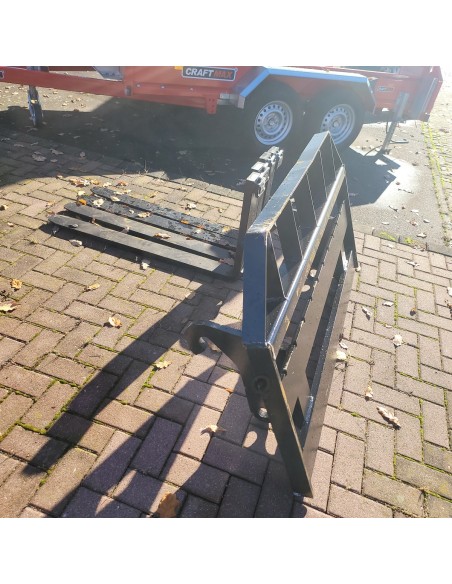 CRAFTMAX-TWL180CE-4x4-Radlader-Teleskoparm-1.800kg-Hubkraft-11