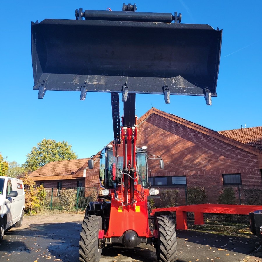 CRAFTMAX-TWL180CE-4x4-Radlader-Teleskoparm-1.800kg-Hubkraft-12