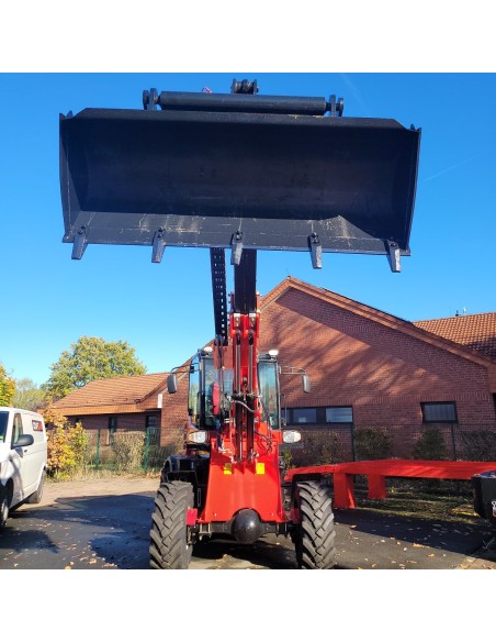 CRAFTMAX-TWL180CE-4x4-Radlader-Teleskoparm-1.800kg-Hubkraft-12