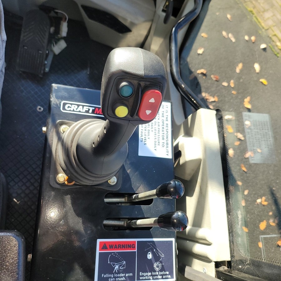 CRAFTMAX-TWL180CE-4x4-Radlader-Teleskoparm-1.800kg-Hubkraft-17