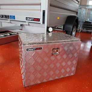 CRAFTMAX-Aluminium-Staubox-fuer-PKW-Anhaenger-zum-Auf-oder-Unterbau-1